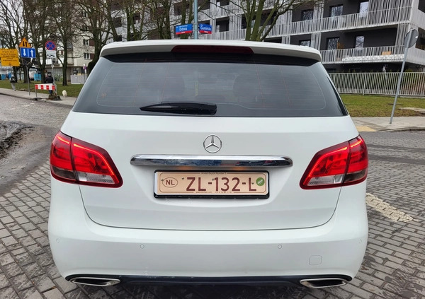 Mercedes-Benz Klasa B cena 49900 przebieg: 265167, rok produkcji 2018 z Warszawa małe 562